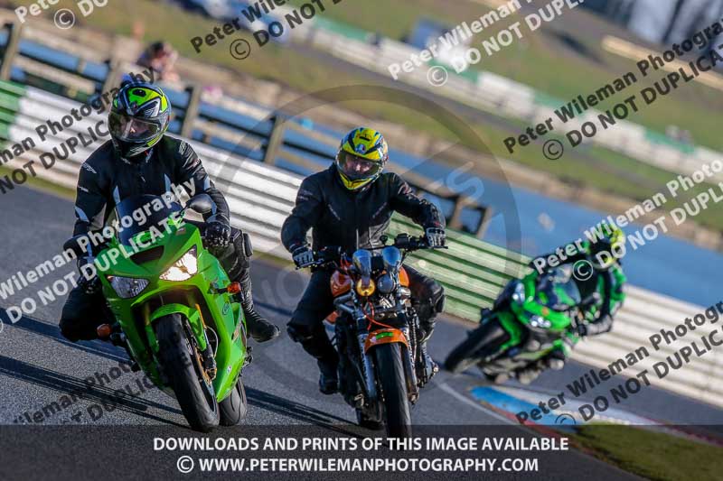 PJM Wedding Photography;enduro digital images;event digital images;eventdigitalimages;mallory park;mallory park photographs;mallory park trackday;mallory park trackday photographs;no limits trackdays;peter wileman photography;racing digital images;trackday digital images;trackday photos